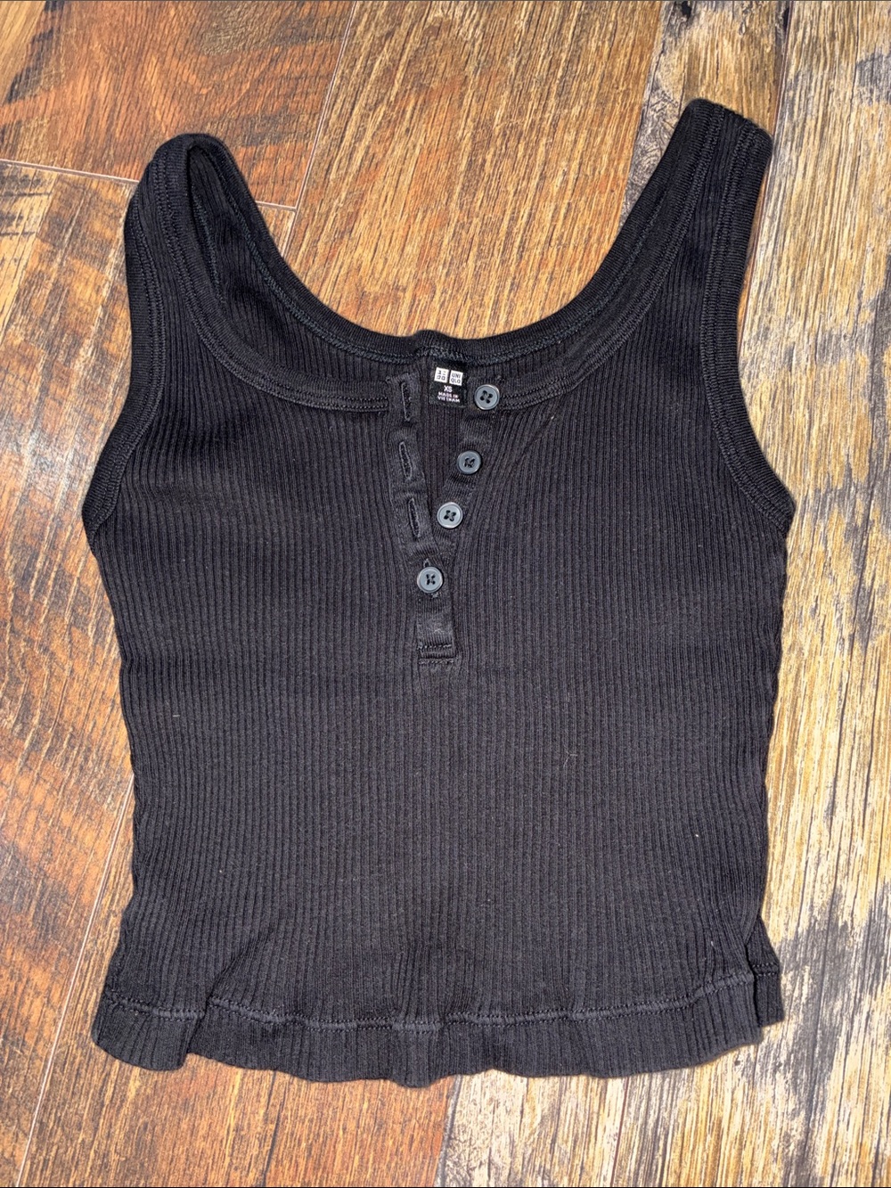 Uniqlo Black Ribbed Henley Crop Tank